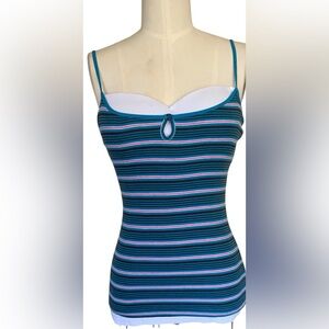 De. Coded Adjustable Straps Built In Bra Top Medium 100% Cotton